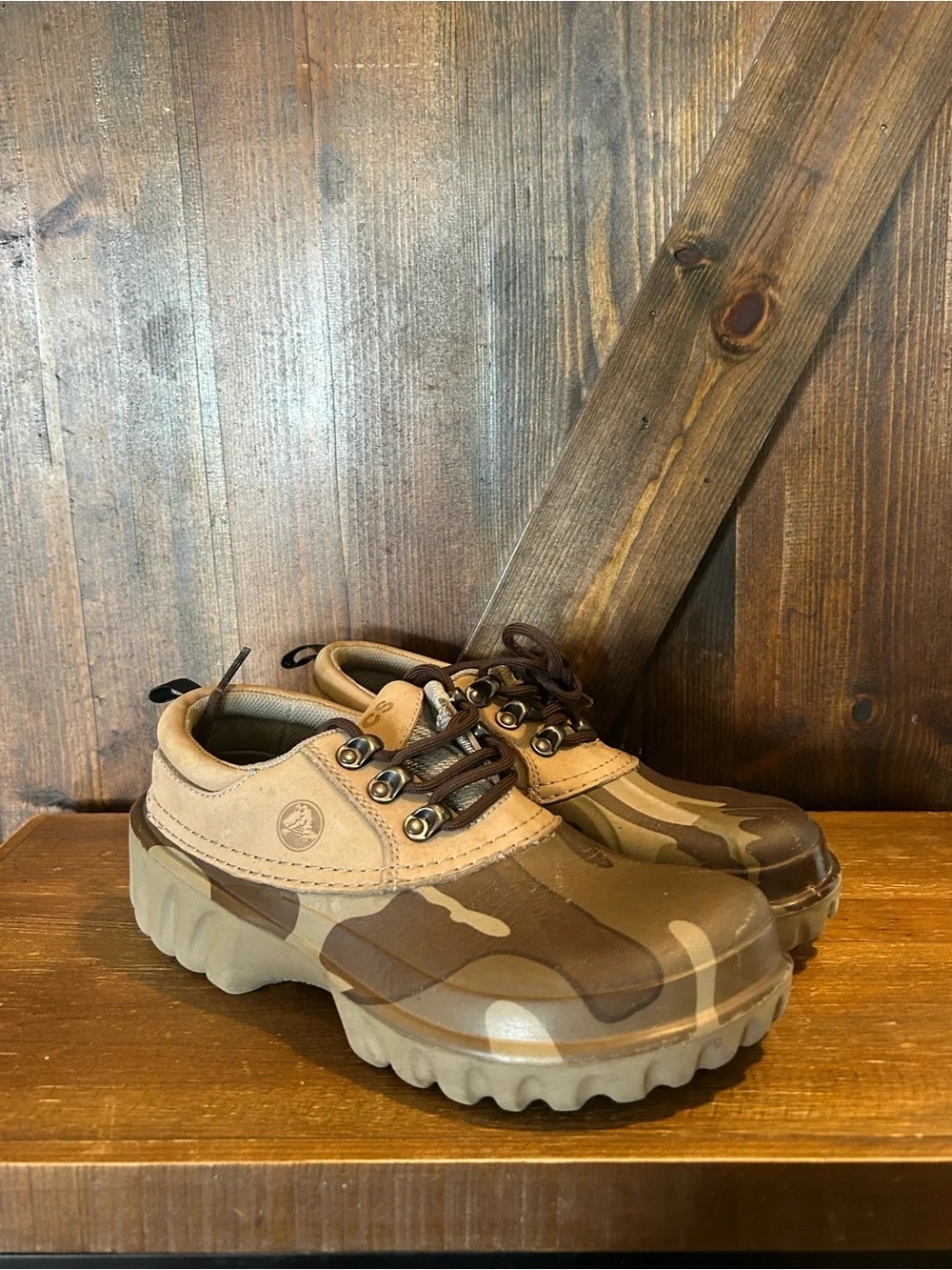 Crocs Men's Camouflage Outdoor Low-Top Shoes - Brown/Camo